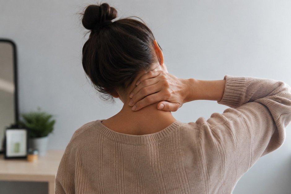 Woman with tech neck pain